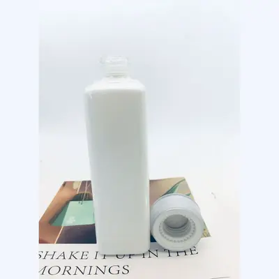 Bộ chai xịt thủy tinh + hũ kem trắng vuông nắp bạc 150ml – ảnh 3