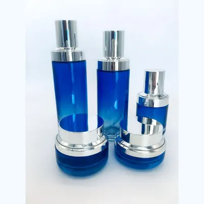 Bộ chai xịt thủy tinh + hũ kem xanh dương nắp bạc 140ml – ảnh 2