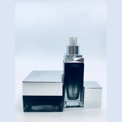 Bộ chai xịt thủy tinh + hũ kem đen vuông nắp bạc 120ml – ảnh 3