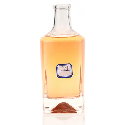 Chai rượu thủy tinh vuông đáy núi 500ml – mẫu 2 – mã NXW0118